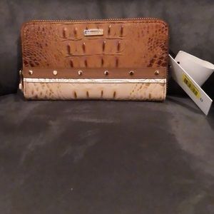 Brand new Brahmin wallet!